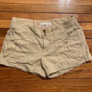 Old Navy shorts! Size 4!